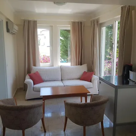 Dolphin Apartments Fethiye Exterior photo